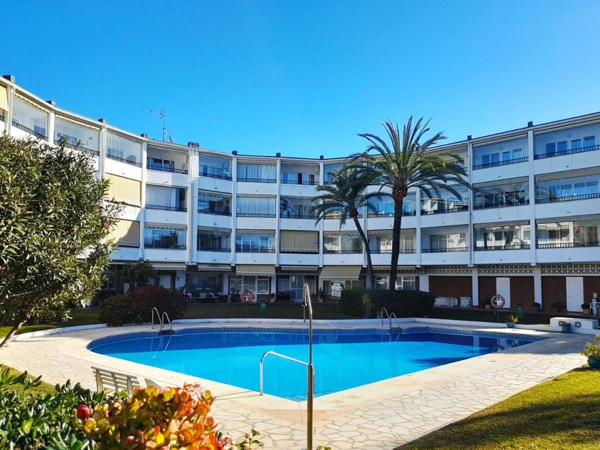 Apartment With Pool Near The Beach Марбелья Екстер'єр фото